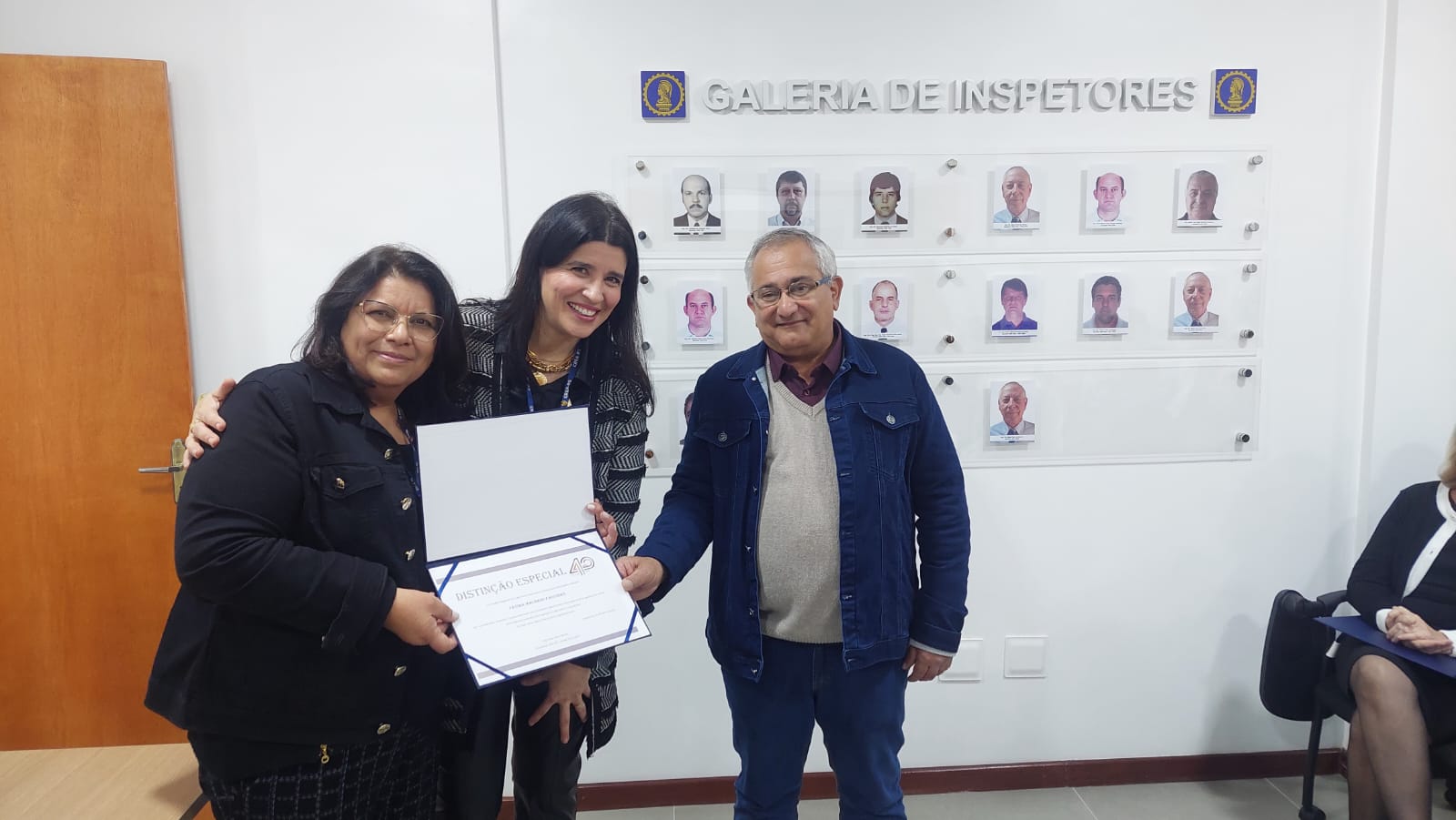 A assistente administrativa Fátima Machado Fagundes também foi homenageada
